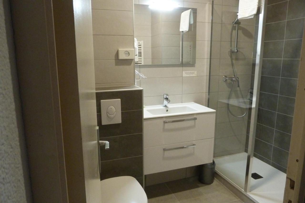 Hotel Restaurant Le Saint Clement Екстер'єр фото